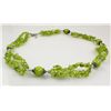 Image 2 : 287.57CTW APPLE GREEN CHIPS NECKLACE W/ METAL LOCK