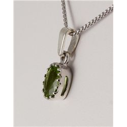 Sterling Silver Prong Set Pendant with Peridot