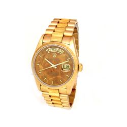 36mm Rolex 18K Yellow Gold Oyster Perpetual Daydate Watch. Wood Dial. 18K Yellow Gold Bark Finish Be