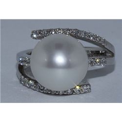 South Sea White Pearl &  0.44 ctw  Diamond Ring 14KW