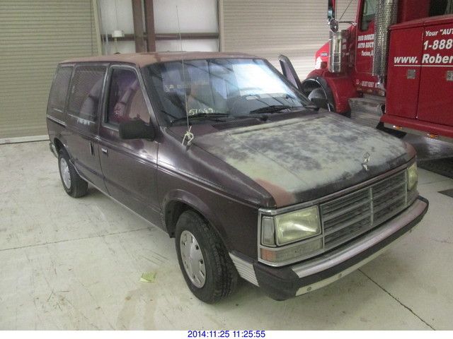Dodge caravan 1990