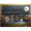 Image 2 : 1967 US SPECIAL MINT SET WITH BOX