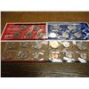 Image 2 : 2005 US MINT SET (UNC) P/D (WITH ENVELOPE)