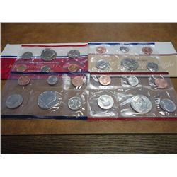 1986 & 1987 US MINT SETS P/D (WITH ENVELOPES)