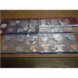 1984 & 1985 US MINT SETS P/D (WITH ENVELOPES)