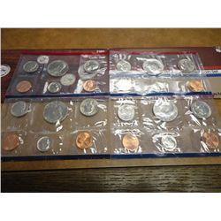 1984 & 1985 US MINT SETS P/D (WITH ENVELOPES)