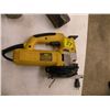 Image 1 : DeWalt saw