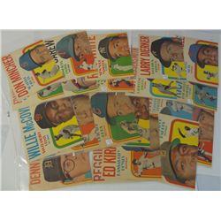 Lot of 23 - 1970 Topps Poster Set missing #21 Clemente  Clean