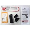Image 2 : Smith & Wesson M&P40 Compact w/ Xgrip. New in box.