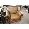 Image 1 : TAN LEATHER OVERSIZED CLUB CHAIR