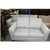 Image 2 : LIGHT GREY SOFA AND LOVESEAT