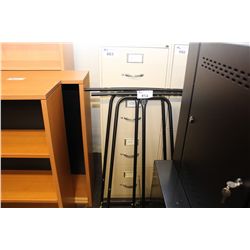 6 COUNTER TOP EASELS