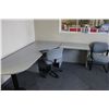 Image 2 : CONTENTS OF BACK OFFICE INCLUDING: L-SHAPED DESK, SIDE DESK, HUTCH, PEDESTAL AND 2 CHAIRS