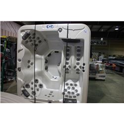 MERMAID SPA 5 PERSON HOT TUB, CAMEO INTERIOR, BROWN CABINET EXTERIOR, OZONE, 2 PUMPS - 5.5HP, 1SP