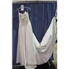 Image 2 : IVORY WEDDING DRESS WITH TRAIN