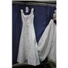 Image 2 : IVORY  WEDDING DRESS  WITH TRAIN