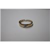 Image 2 : ONE 10KT YELLOW GOLD AND RHODIUM FINISH LADIES OR GENTS WEDDING OR DRESS RING WITH 3 ROUND