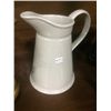 Image 3 : 2 Pottery Pitchers