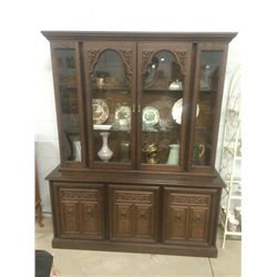 2 Piece Glass Door Buffet/Hutch