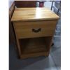Image 1 : One Drawer Night Stand
