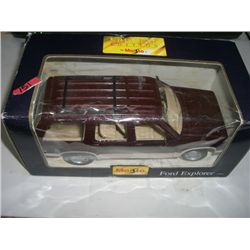 1992 DIECAST *SPECIAL EDITION* METAL CAR 1/24 SCALE *IN ORIGINAL BOX* FORD EXPLORER BY MAISTO!!