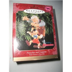 1999 HALLMARK KEEPSAKE ORNAMENT-NEW IN THE BOX *WALT DISNEY'S-PINOCCHIO AND GEPPETTO* ORIGINAL PRICE