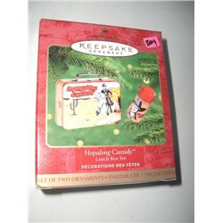 2000 HALLMARK KEEPSAKE ORNAMENT-NEW IN THE BOX *HOPALONG CASSIDY-LUNCH BOX SET* ORIGINAL PRICE $14.9