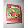 Image 1 : 2001 HALLMARK KEEPSAKE ORNAMENT-NEW IN THE BOX *DISNEY'S-DONALD DUCK MOTORING* ORIGINAL PRICE $12.95