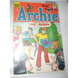 1971 VOL.1 AUGUST NO.211 ARCHIE COMICS *ARCHIE* BOOK VALUE $20.00!! COMIC CAME OUT OF SAFE!!