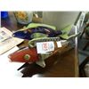 Image 1 : 2 Art Glass Fish - 2 Times the Money