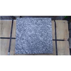 1 CRATE APPROX 168 PCS 18X18 OCEAN WAVE GRANITE TILE RETAIL 6207.00 AT 25.63 PER SQ FT