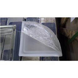 1 BOX 5 PCS 7.5" X 7.5" CLEAR GLASS BLOCK, QUARTER CURVE, FROSTED FINISH RETAIL 344.00 AT 68.95 PER 