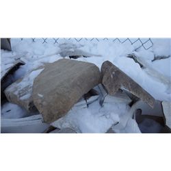 16 BOXES APPROX  128 L.FT HERITAGE STONE TOP ROCK CORNERS (BROWN) RETAIL 1243.20