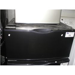 CHARCOAL GREY LAUNDRY PEDESTAL