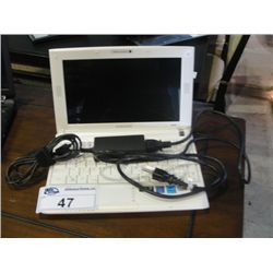SAMSUNG LAPTOP COMPUTER