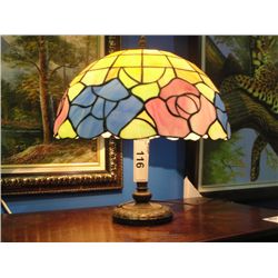 LEADED STAINED GLASS TIFFANY STYLE TABLE LAMP