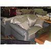 Image 2 : SOFA AND LOVESEAT 2PC SET - GREY AND BEIGE DIAMOND PATTERN FABRIC