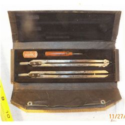 WWII era USN Navigators Case w/ Compasses