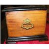Image 3 : Victorian inlaid Music Box