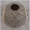 Image 2 : Acoma Vinegaroon Polychrome Seed Jar - F. Waconda