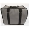 Image 1 : Zippered Jewelry Display Carrying Case with Trays