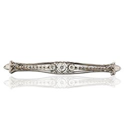 Platinum 1.04ctw Diamond Brooch