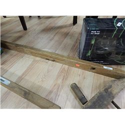 VINTAGE WOOD LEVEL