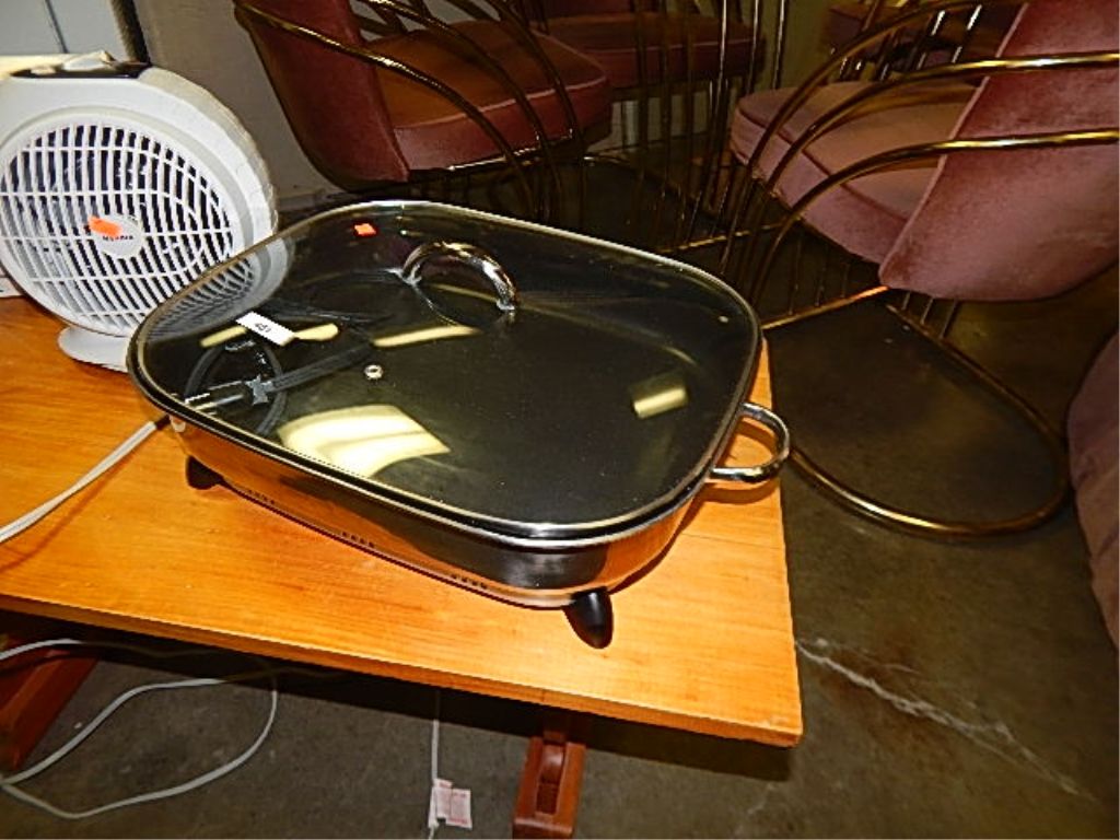STAINLESS STEEL ELECTRIC ROASTING PAN