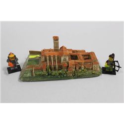 CASTLE DECORATION PIECE