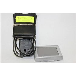 GARMIN NUVI GPS IN CASE