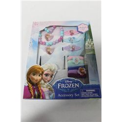 DISNEY FROZEN ACCESSORY SET