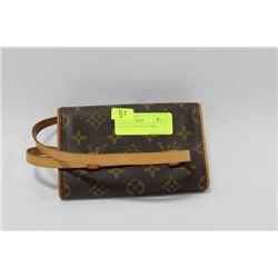 LOUIS VUITTON SMALL PURSE (UNAUTHENTICATED)