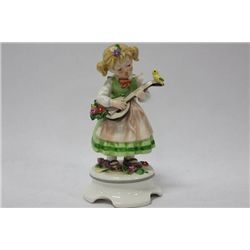 1972 LORE GOEBEL PORCELAIN FIGURE COLLECTIBLE