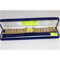 VINTAGE BULOVA 18K GOLD PLATED WATCH